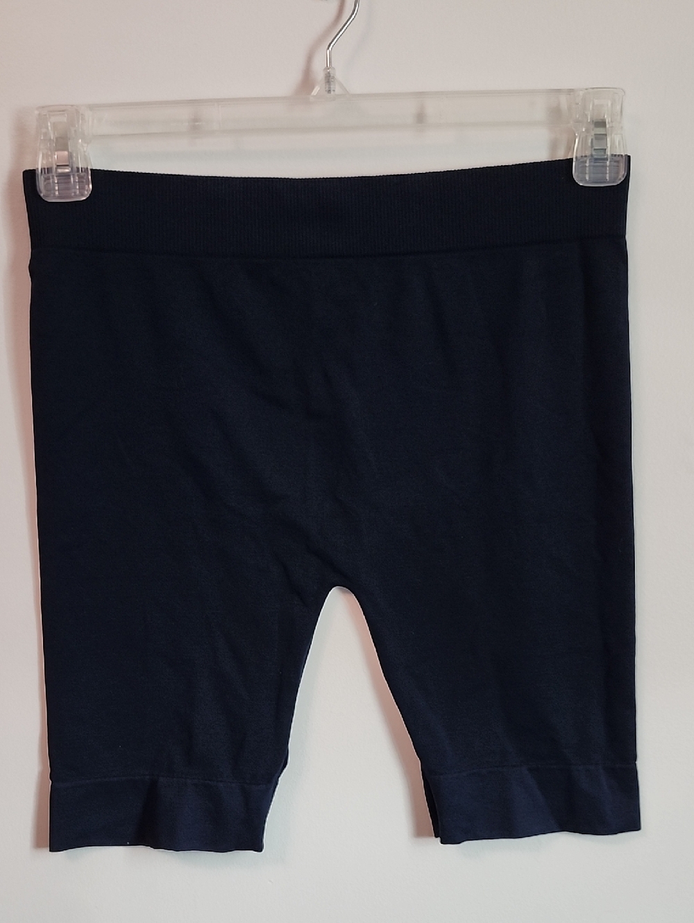 Suzy Shier Navy Bicycle Shorts LG